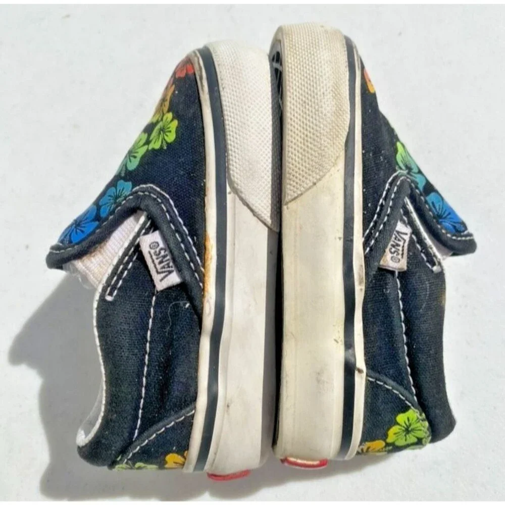 VANS Classic Baby Toddler Aloha Rainbow Colors Classic Skate Walker Slip-on Sz 4